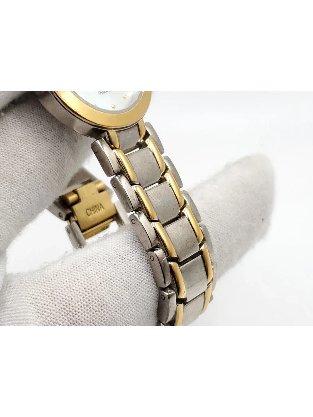 Liz Claiborne Diamond Quartz Womens Watch New Battery Two-Tone MOP Dial 25mm